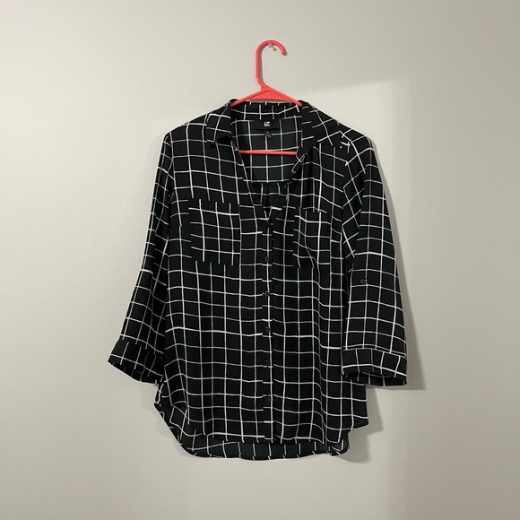 IZ Byer Women Blouse Medium - Picture 1 of 4
